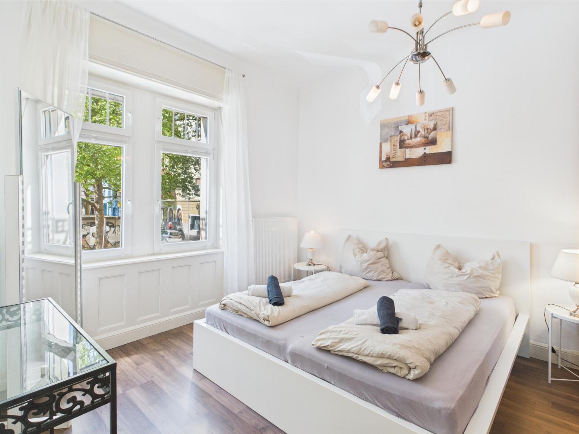 Apartment Zentrales Im Westend I Kueche I Balkon I Fuer Bis Zu 4 Personen Wiesbaden