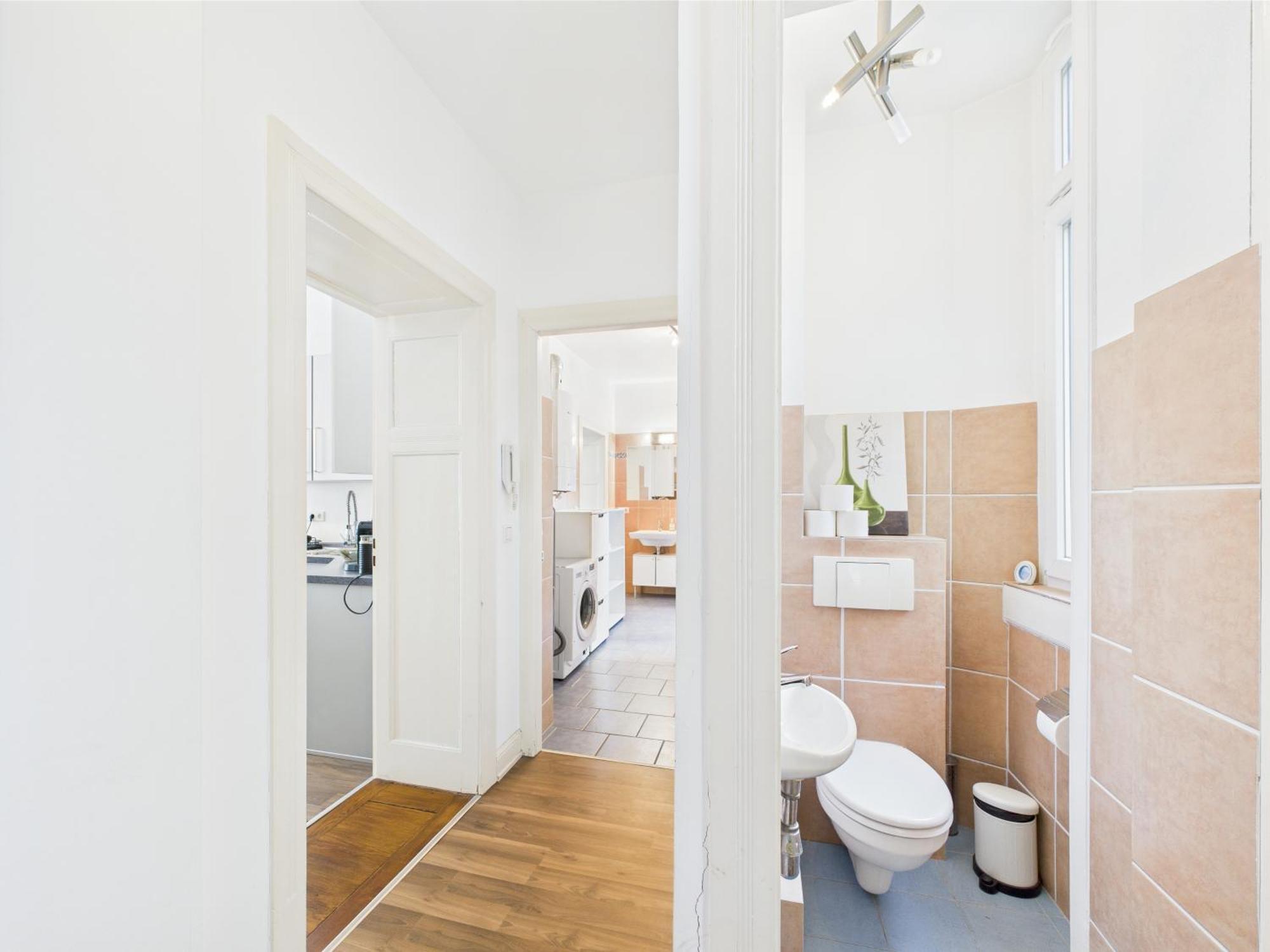 Zentrales Im Westend I Kueche I Balkon I Fuer Bis Zu 4 Personen Apartment