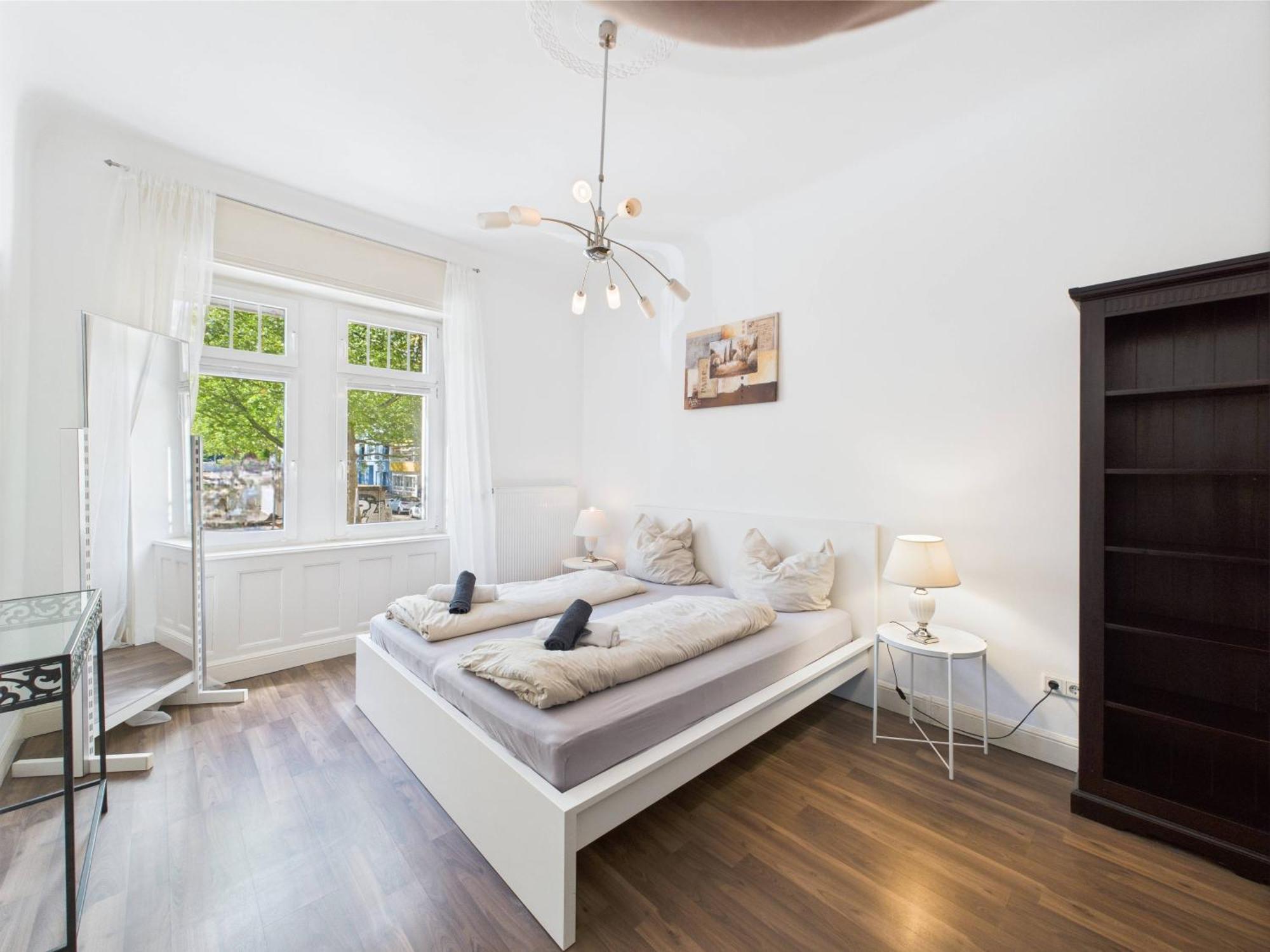 Apartment Zentrales Im Westend I Kueche I Balkon I Fuer Bis Zu 4 Personen